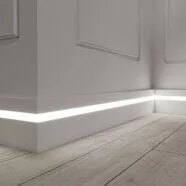 Плинтус с подсветкой LED Evrowood PN 101